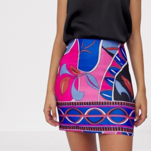 NEW Zara BLOGGER'S FAVE! Pucci Style Printed Mini Skirt, Size XS - Picture 11 of 16